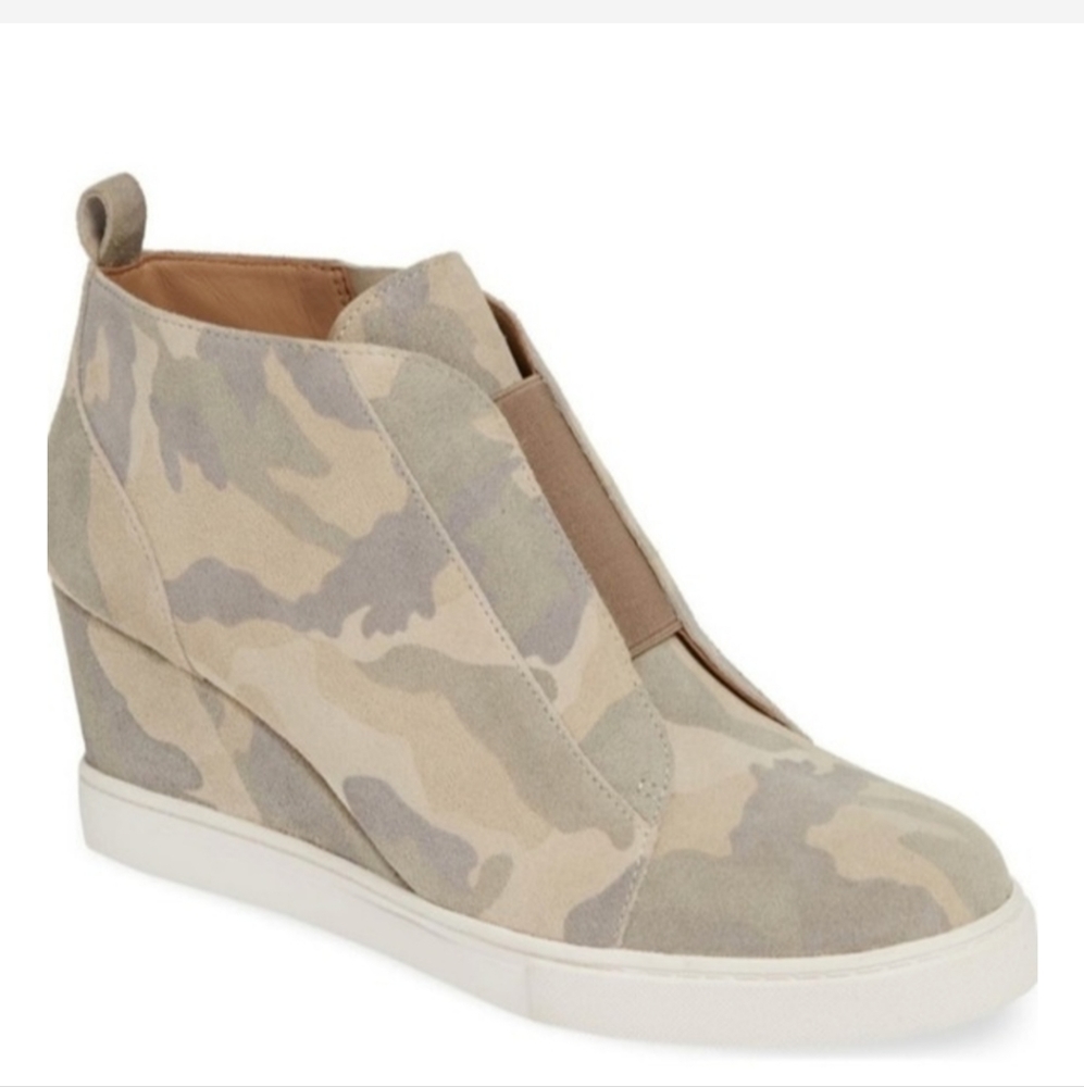 LINEA PAOLO camo suede zip wedge sneaker booties. 8.5M